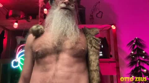 Otto Zeus online show from 12.26.24