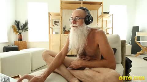 Otto Zeus online show from 06.16.26