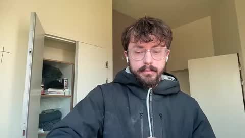 Snapshot of ovidius96 chatting on 03.03.25 ovidius96 online show from 03.03.25