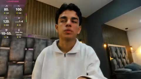 Owen Johnson online show from 03.08.26