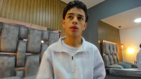 Owen Johnson online show from 03.25.26