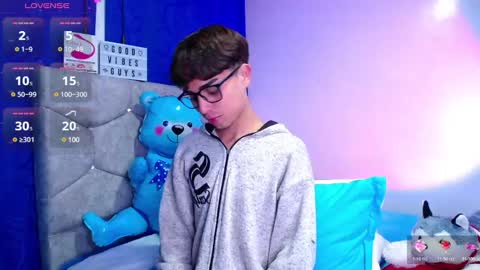 Owen  Independent model  online show from 12.05.24