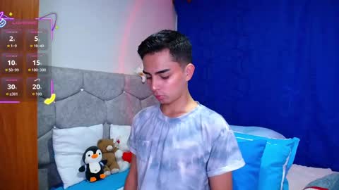 Owen  Independent model  online show from 09.12.25