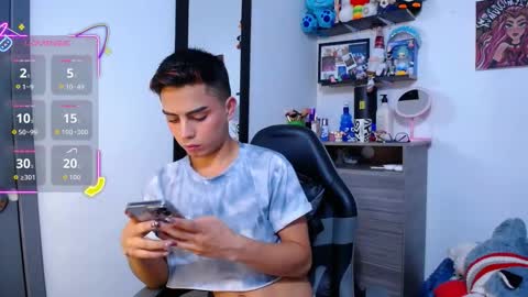 Owen  Independent model  online show from 02.25.26