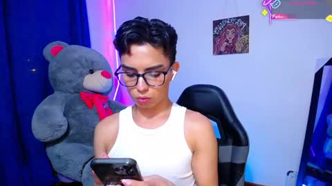 Owen  Independent model  online show from 06.07.26