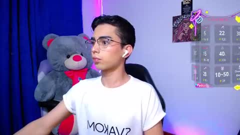 Owen  Independent model  online show from 06.22.26