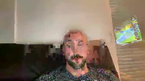 Snapshot of oxlade59 chatting on 11.09.25 oxlade59 online show from 11.09.25