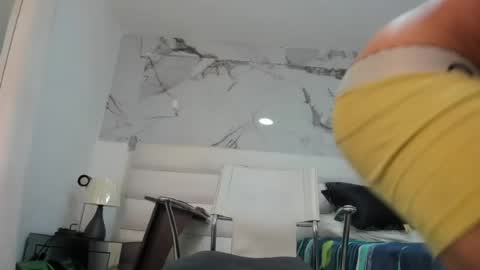 ozuna_hot_ online show from 07.07.26