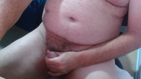 Snapshot of ozzieozzieoi chatting on 01.28.25 HairyolOz online show from 01.28.25