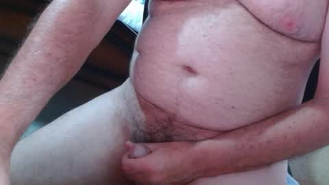 Snapshot of ozzieozzieoi chatting on 02.23.26 HairyolOz online show from 02.23.26