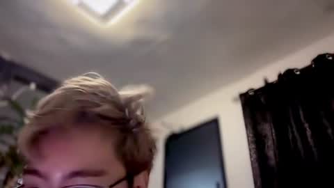Snapshot of p1noytwink_mier chatting on 07.28.26 p1noytwink_mier online show from 07.28.26