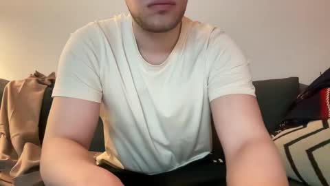 Snapshot of p2p2p2p2 chatting on 03.15.26 p2 online show from 03.15.26