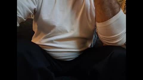 Snapshot of p326032 chatting on 11.11.25 p326032 online show from 11.11.25