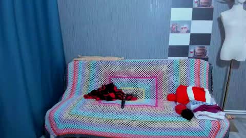 Ella online show from 12.17.25