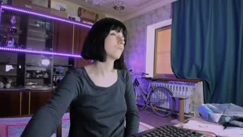 Ella online show from 06.20.26