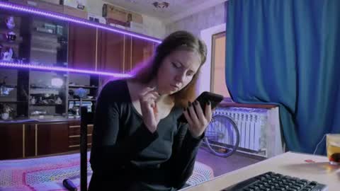 Ella online show from 07.02.26