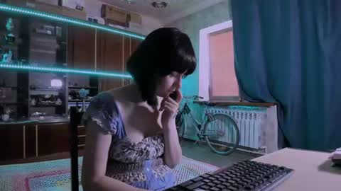 Ella online show from 07.08.26