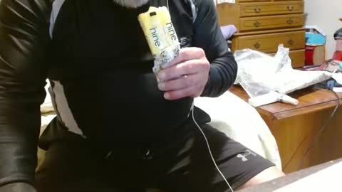 Snapshot of pablito2513 chatting on 11.18.25 pablito2513 online show from 11.18.25