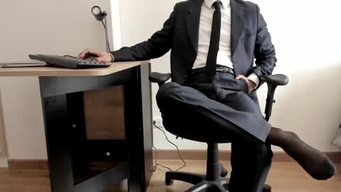 Snapshot of pablo_rincon95 chatting on 12.14.24 pablo rincon95 online show from 12.14.24