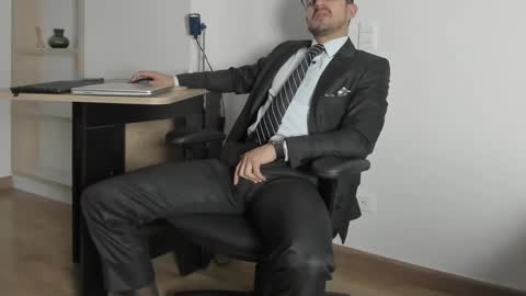 Snapshot of pablo_rincon95 chatting on 02.03.25 pablo rincon95 online show from 02.03.25