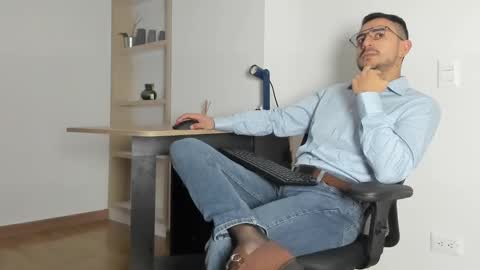 Snapshot of pablo_rincon95 chatting on 03.02.25 pablo rincon95 online show from 03.02.25