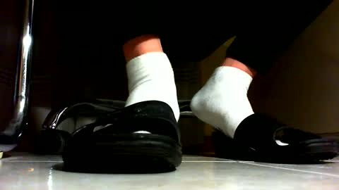 Snapshot of pablomenesssl chatting on 12.28.24 Pablo Meness online show from 12.28.24