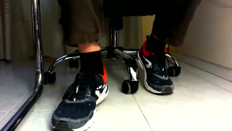 Snapshot of pablomenesssl chatting on 01.03.25 Pablo Meness online show from 01.03.25