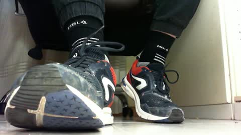 Snapshot of pablomenesssl chatting on 03.11.25 Pablo Meness online show from 03.11.25