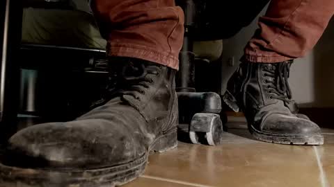 Snapshot of pablomenesssl chatting on 02.14.26 Pablo Meness online show from 02.14.26