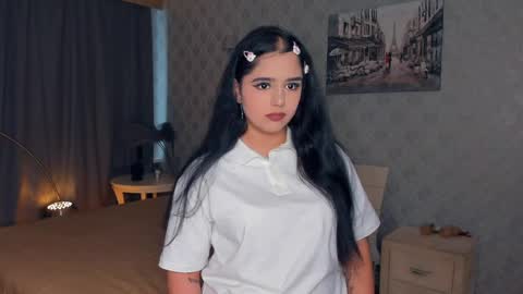 Snapshot of pagecapes chatting on 04.08.26 Page online show from 04.08.26