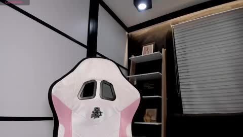 Paige online show from 02.22.25