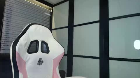 Paige online show from 03.06.25