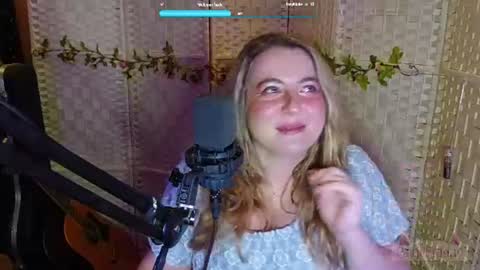 Snapshot of paigestation chatting on 06.12.26 PaigeStation online show from 06.12.26