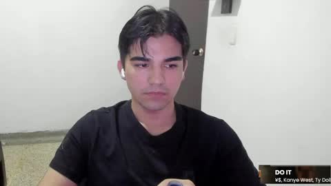 Snapshot of pakun_ chatting on 04.25.26 pakun_ online show from 04.25.26