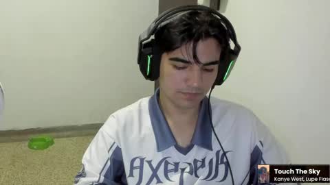 Snapshot of pakun_ chatting on 05.08.26 pakun_ online show from 05.08.26