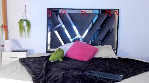 Snapshot of palechor69 chatting on 02.18.26 palechor online show from 02.18.26