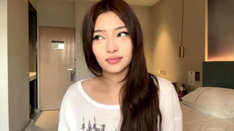 Paw Paw online show from 01.13.26