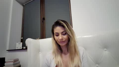 Pamela051087 online show from 11.19.25