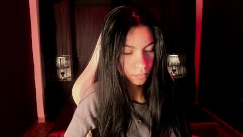 Snapshot of pamelaascott chatting on 04.23.26 P A M online show from 04.23.26