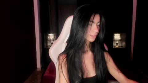 Snapshot of pamelaascott chatting on 05.21.26 P A M online show from 05.21.26