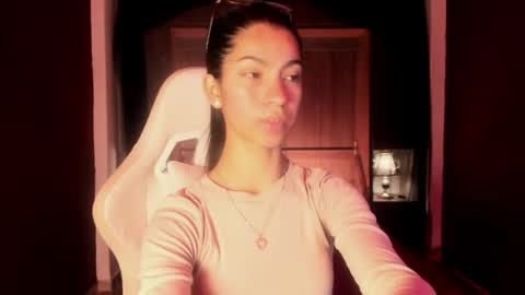 Snapshot of pamelaascott chatting on 05.29.26 P A M online show from 05.29.26