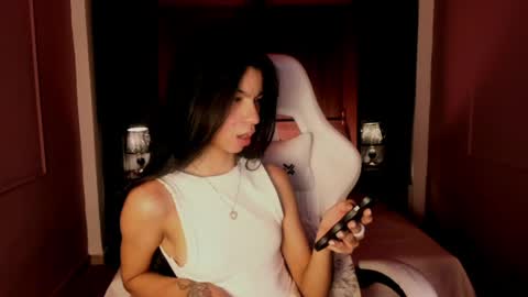 Snapshot of pamelaascott chatting on 05.31.26 P A M online show from 05.31.26
