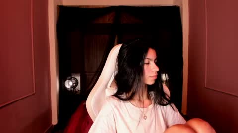 Snapshot of pamelaascott chatting on 06.12.26 P A M online show from 06.12.26