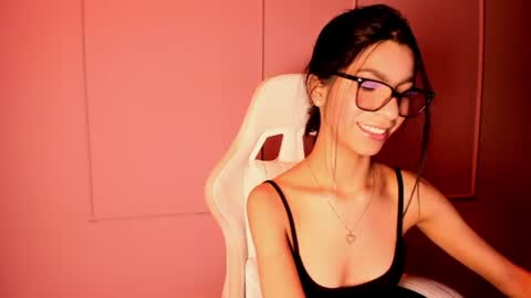 Snapshot of pamelaascott chatting on 06.13.26 P A M online show from 06.13.26