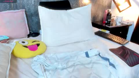 Snapshot of pamelaasshorny chatting on 07.23.26 Pamela online show from 07.23.26