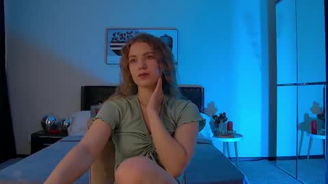 Snapshot of pamelablair chatting on 03.04.25 Pamela Blair online show from 03.04.25