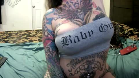 PAMELA GUNNS online show from 04.30.26