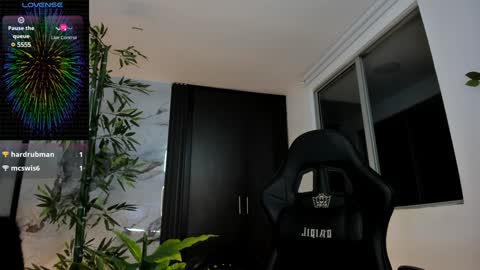 Paola online show from 12.04.24