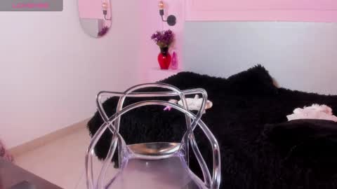 Pamela Ruiz online show from 12.06.24