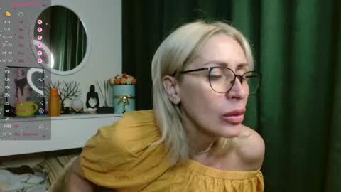 Snapshot of pamellamurphy chatting on 06.06.26 pamellamurphy online show from 06.06.26